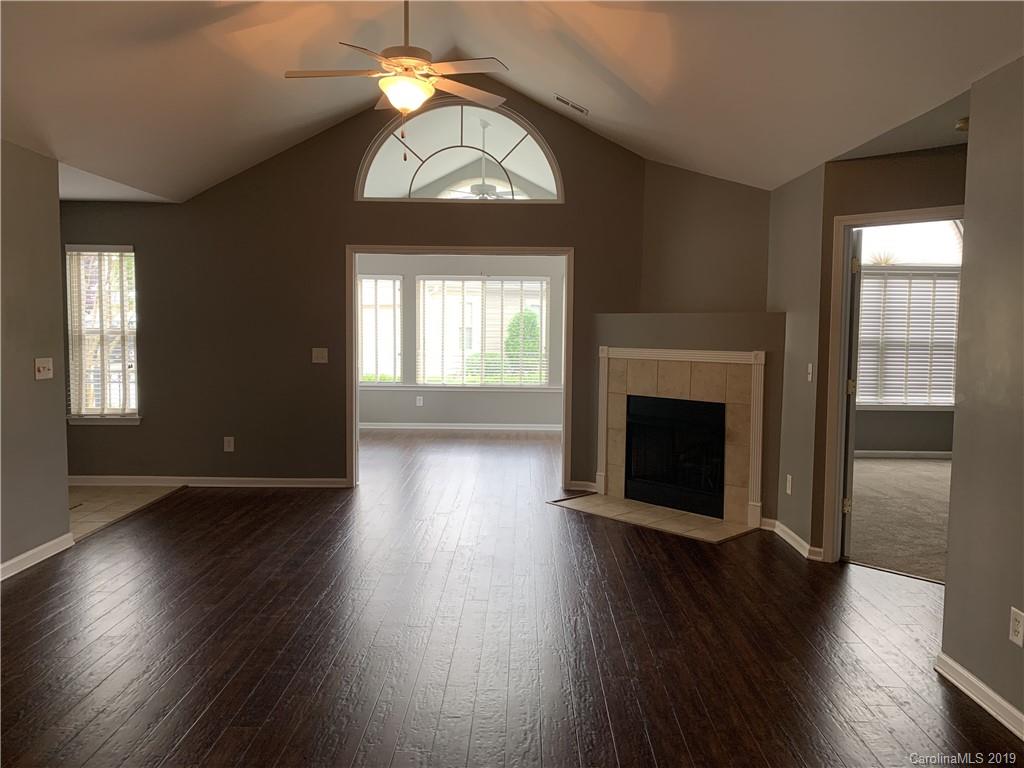 786 Ledgestone Court Tega Cay, SC 29708 - Photo 16 of 27 Gallery Image 16