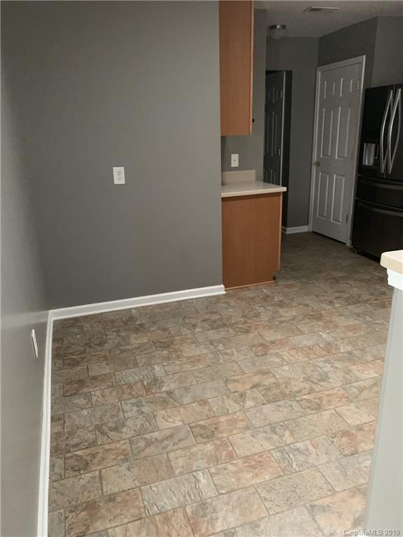 786 Ledgestone Court Tega Cay, SC 29708 - Photo 6 of 27 Gallery Image 6