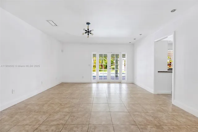 $7,000 | 13820 Southwest 82nd Avenue, Palmetto Bay, FL 33158