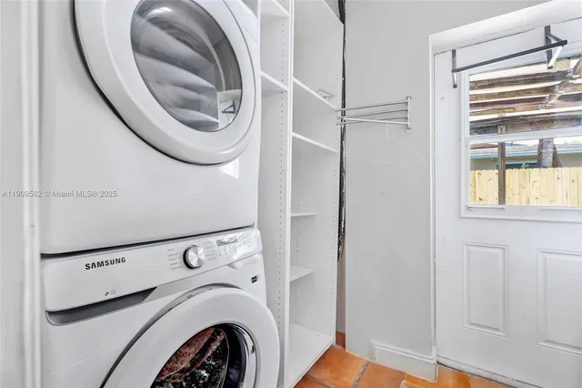 $7,000 | 13820 Southwest 82nd Avenue, Palmetto Bay, FL 33158