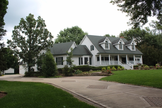 5N735 Crane Road St. Charles, IL 60175 - Photo 4 of 56