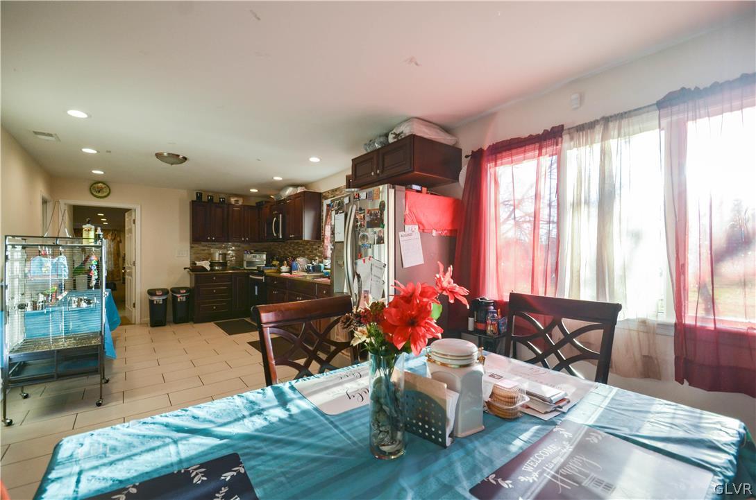 101 Coolbaugh Road East Stroudsburg, PA 18302 - Photo 7 of 24 a living room with furniture and a large window
