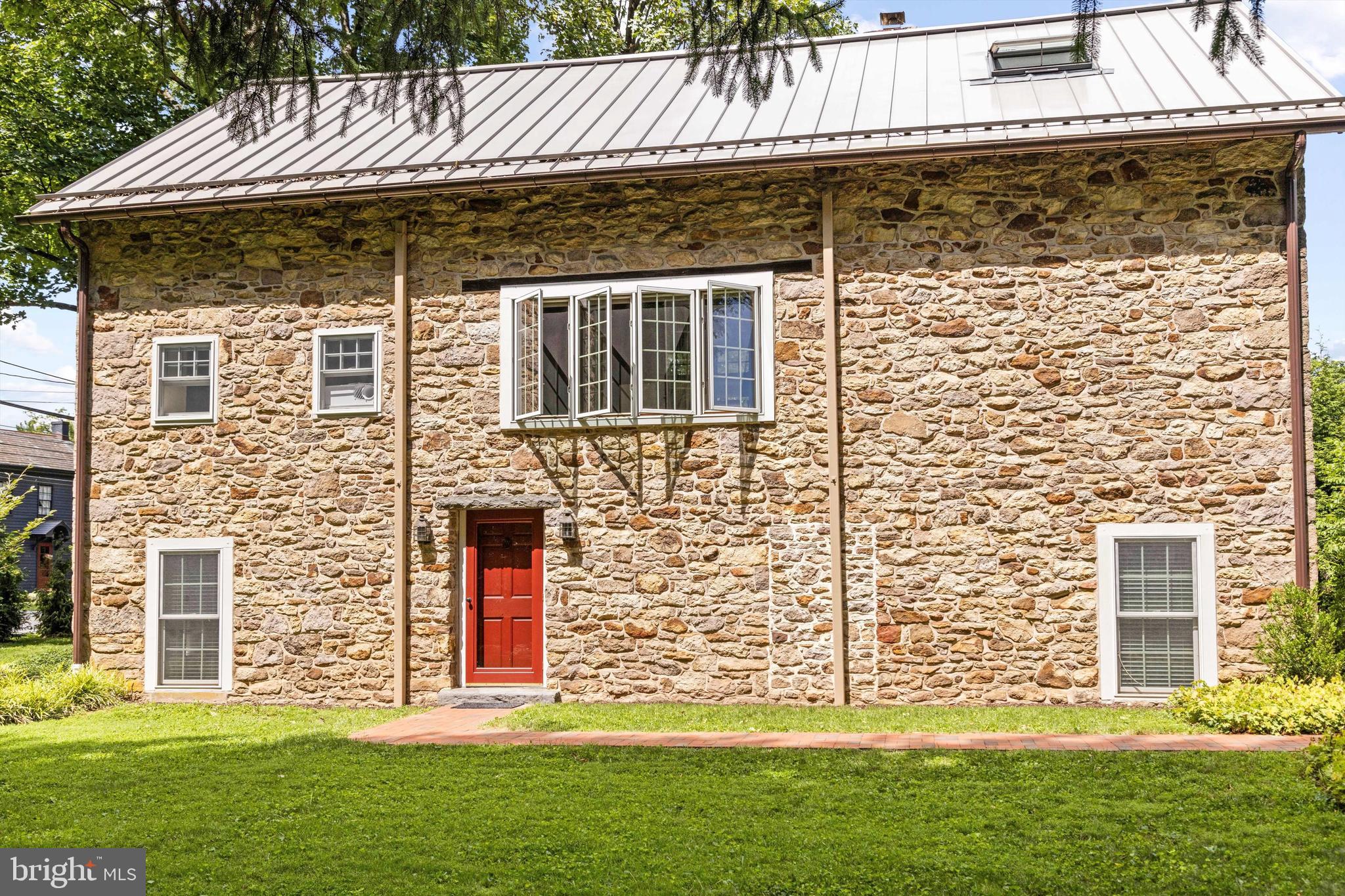 3269 Durham Road Doylestown, PA 18902 - Photo 4 of 60