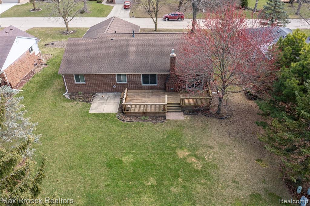 2232 Warrington Road Rochester Hills, MI 48307 - Photo 47 of 51