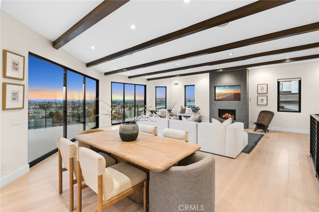 1021 Kings Road Newport Beach, CA 92663 - Photo 14 of 49 Gallery Image 14