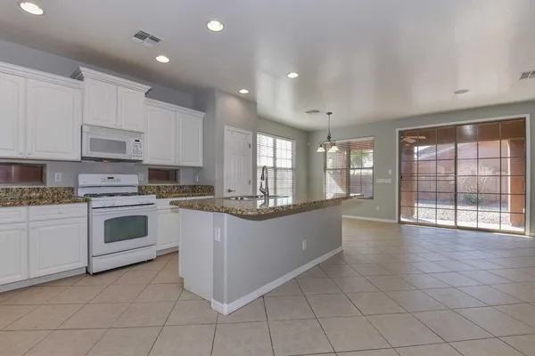 $1,899 | 16007 West Pima Street, Goodyear, AZ 85338