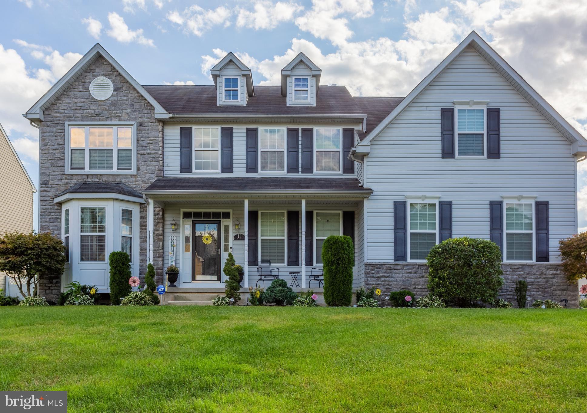 11 Box Turtle Lane Sicklerville, NJ 08081 - Photo 2 of 45 Gallery Image 2