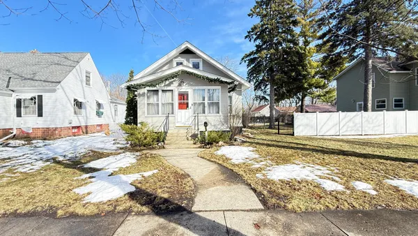 $209,000 | 206 North 9th Street, Montevideo, MN 56265