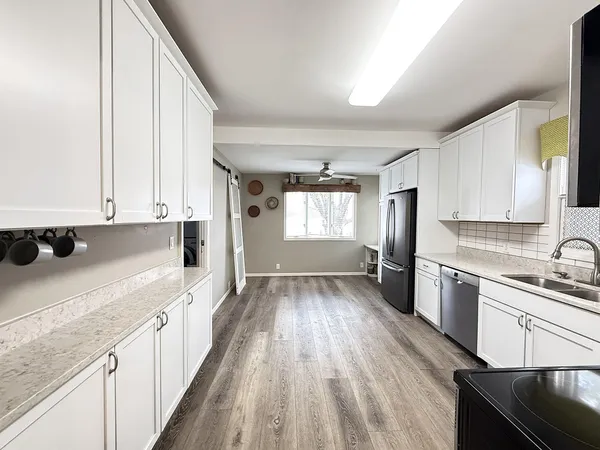 $209,000 | 206 North 9th Street, Montevideo, MN 56265