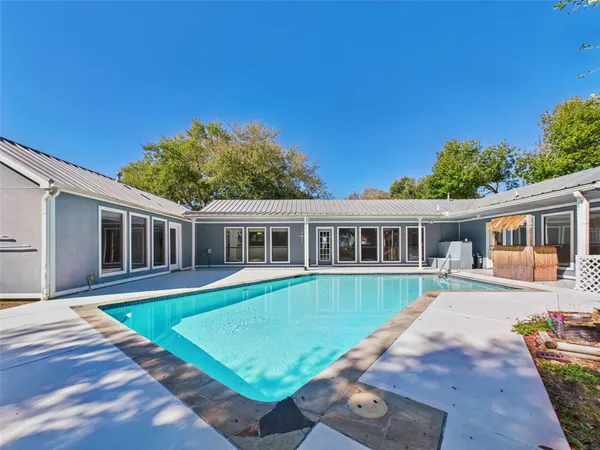 $390,000 | 435 3rd Street, San Leon, TX 77539