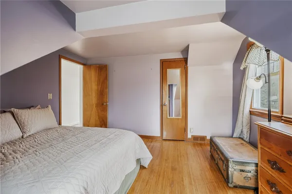 $209,900 | 197 Barry Road, Irondequoit, NY 14617