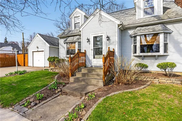 $209,900 | 197 Barry Road, Irondequoit, NY 14617