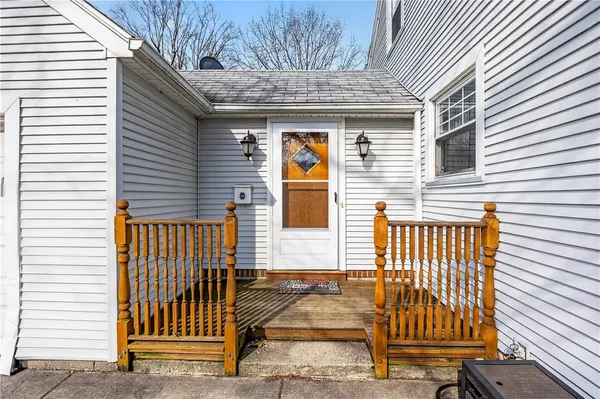 $209,900 | 197 Barry Road, Irondequoit, NY 14617