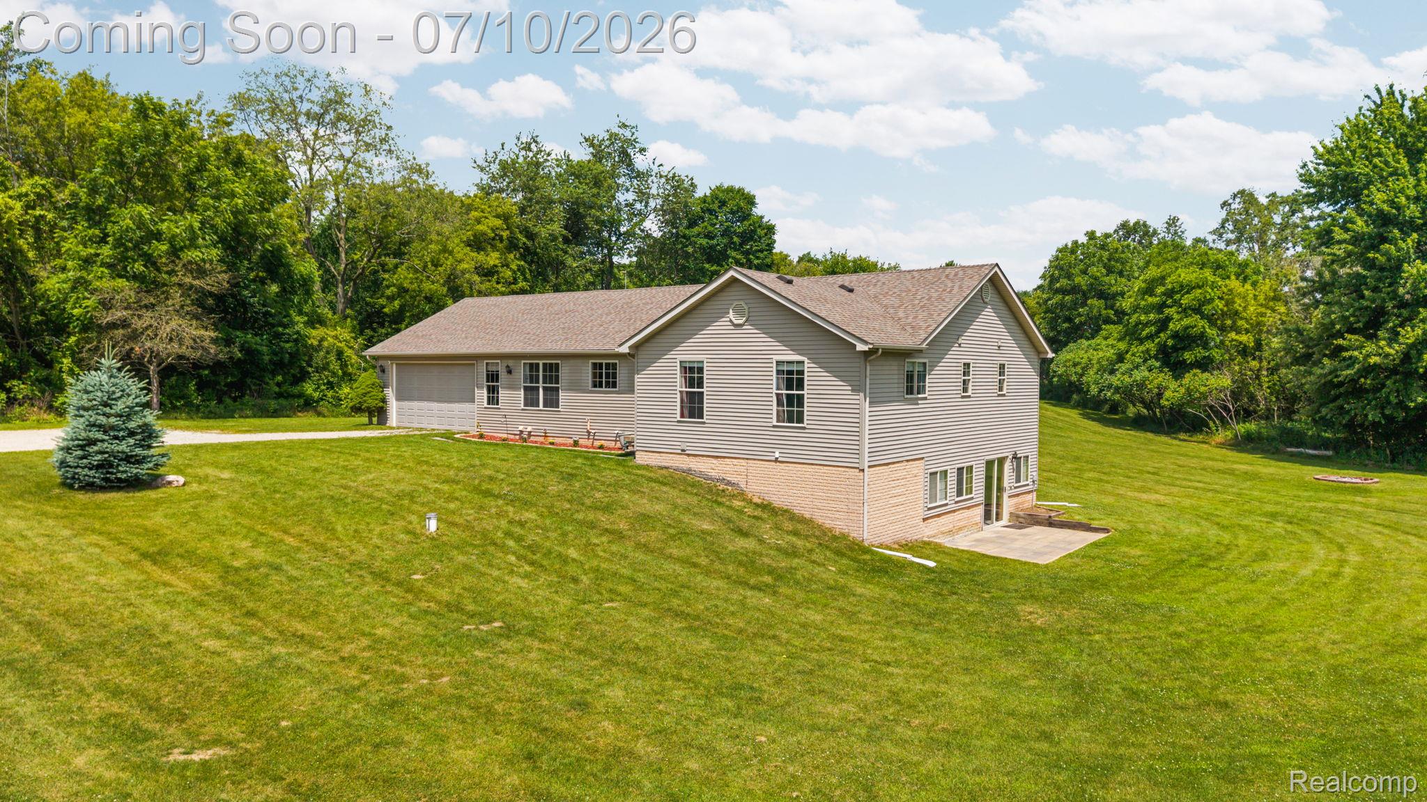 3144 North Nicholson Road Fowlerville, MI 48836 - Photo 9 of 70 9-web-or-mls-DJI_20260701123756_0260_D.jpg