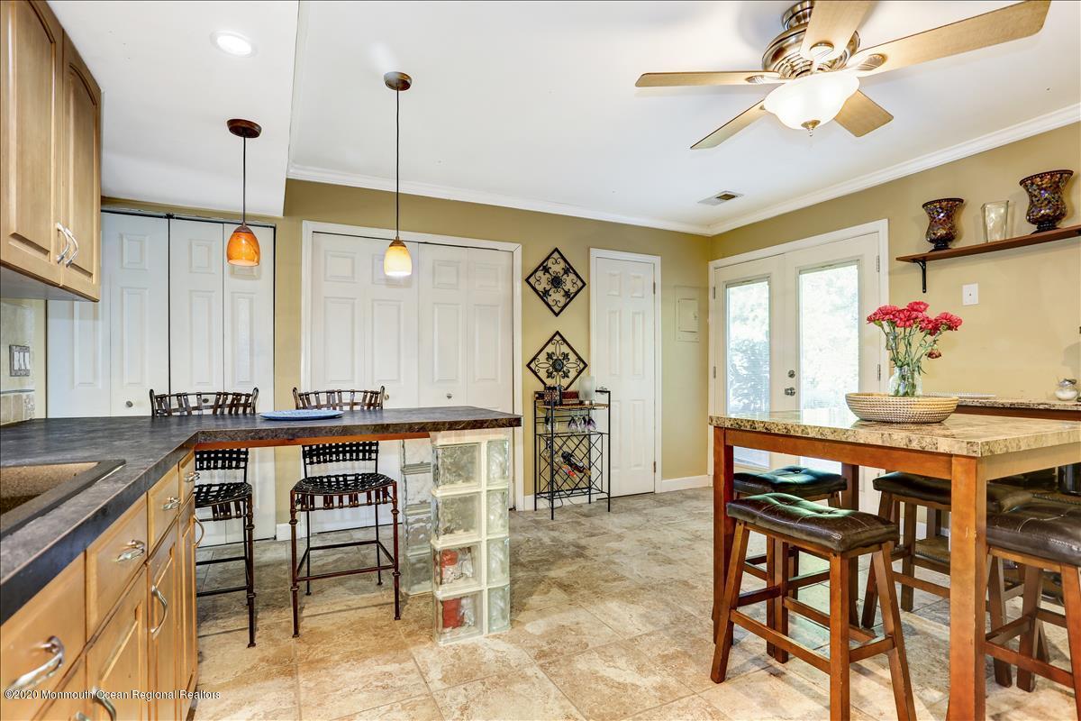 1160 Sawmill Road, Unit 101 Brick, NJ 08724 - Photo 5 of 16 kitchen3