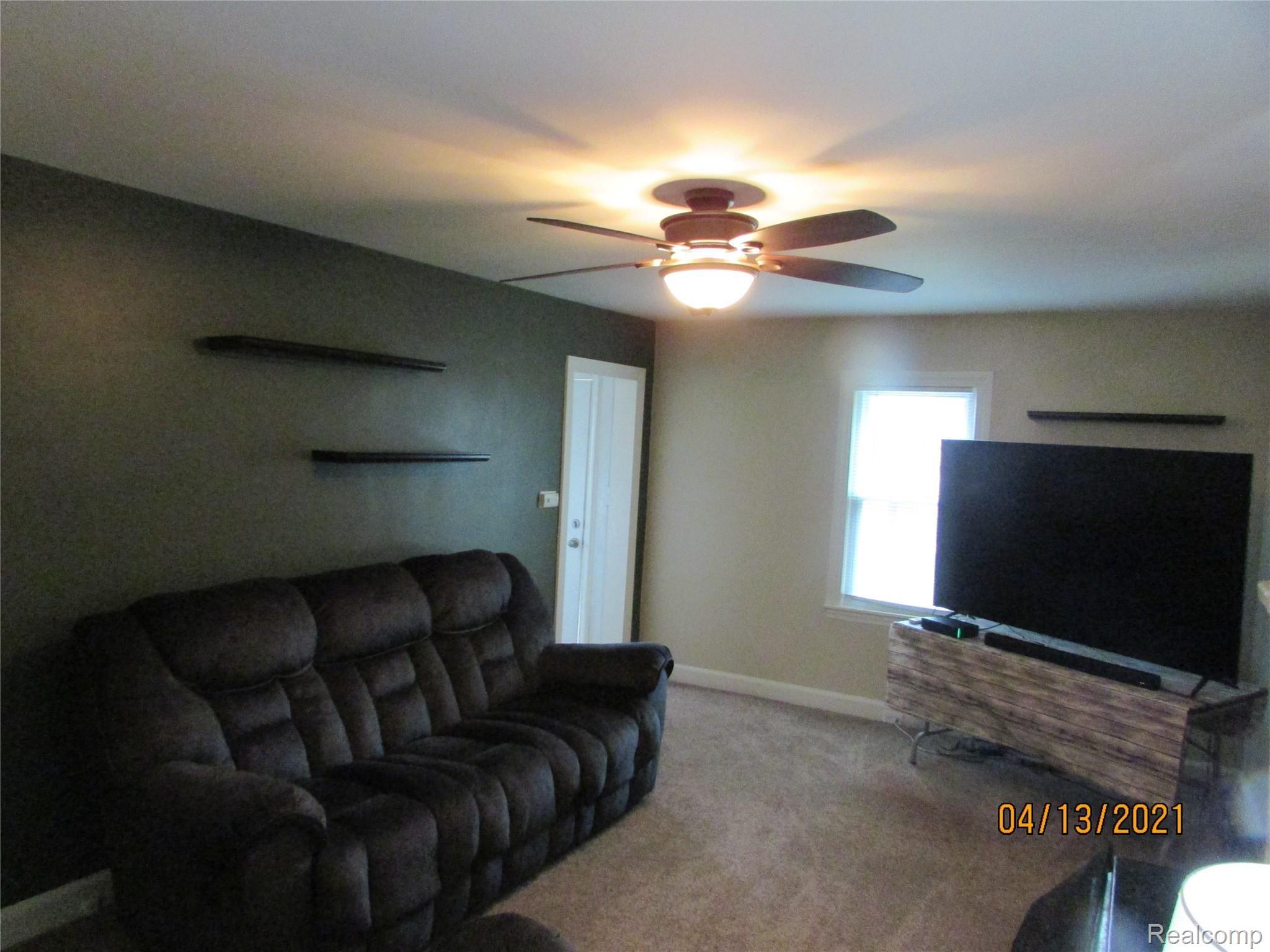 6142 South Center Road Grand Blanc, MI 48439 - Photo 9 of 31 Center rd pics 4-12-21 2021-03-17 001.JPG
