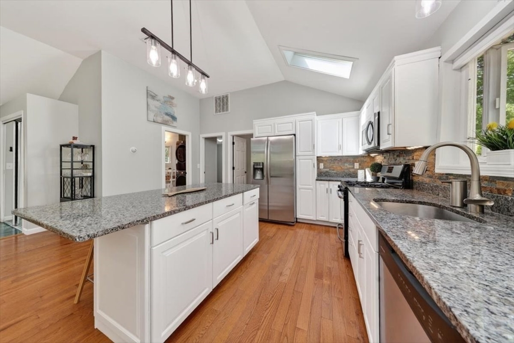 330 Spring Street Rockland, MA 02370 - Photo 5 of 39
