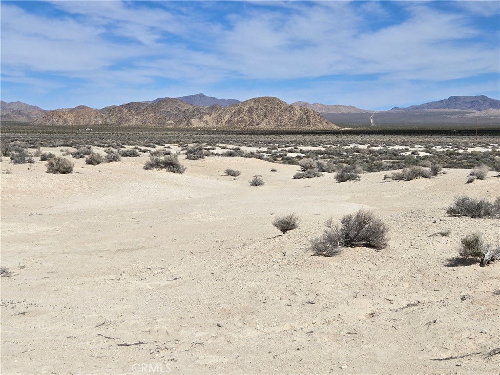 3 North Side Road Lucerne Valley, CA 92356 - Photo 3 of 4 a view of ocean view with mountain