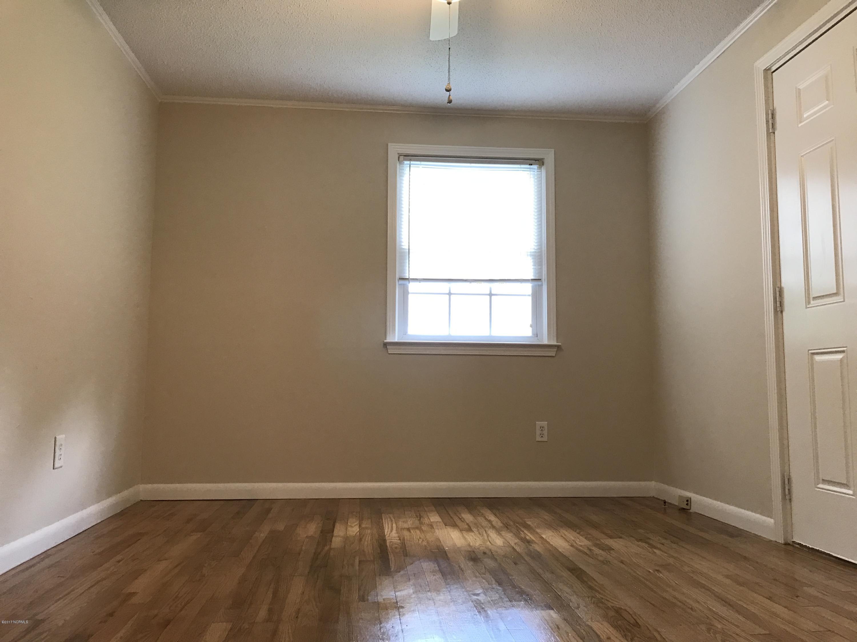 224 Church Road Havelock, NC 28532 - Photo 17 of 26 Other room (office or play space)