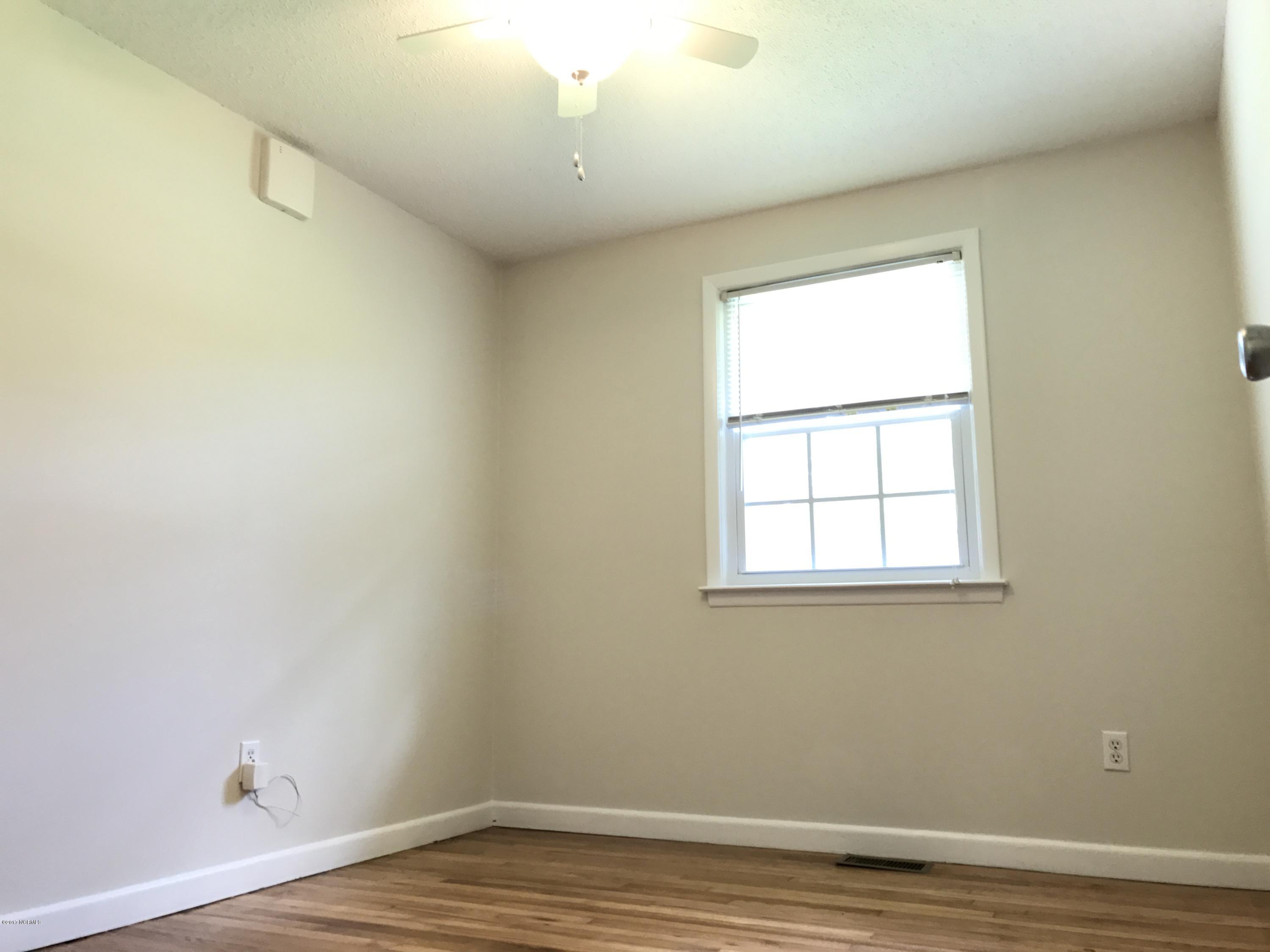 224 Church Road Havelock, NC 28532 - Photo 21 of 26 Bedroom 3