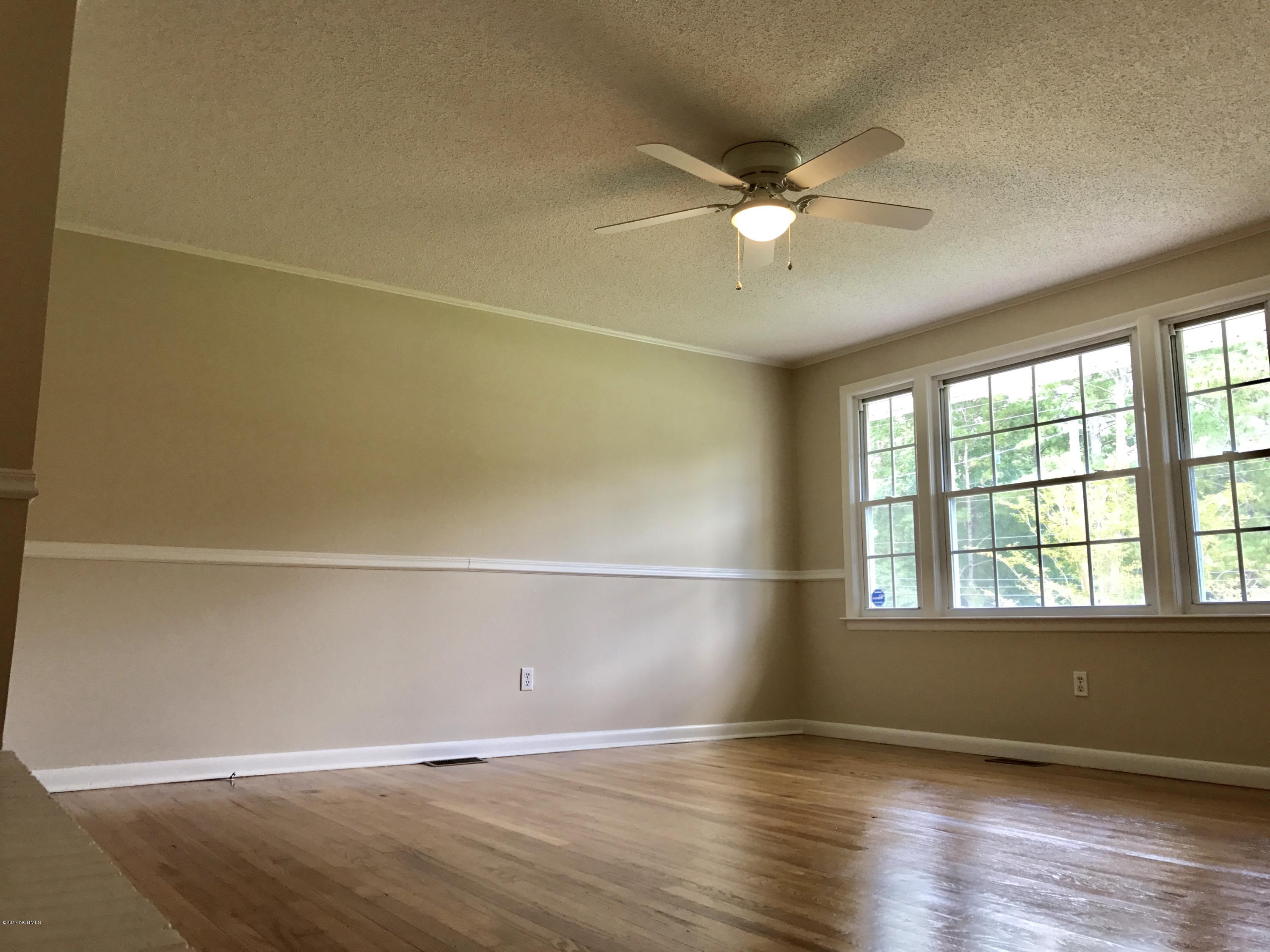 224 Church Road Havelock, NC 28532 - Photo 5 of 26 fullsizeoutput_4