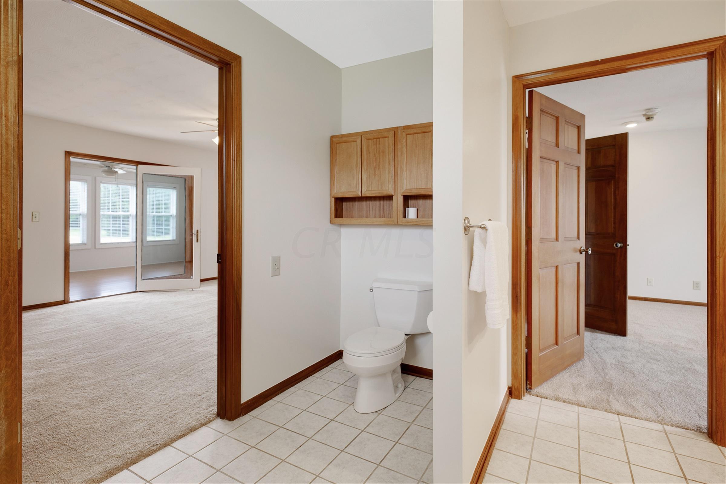 8027 Roberts Road Hilliard, OH 43026 - Photo 21 of 60