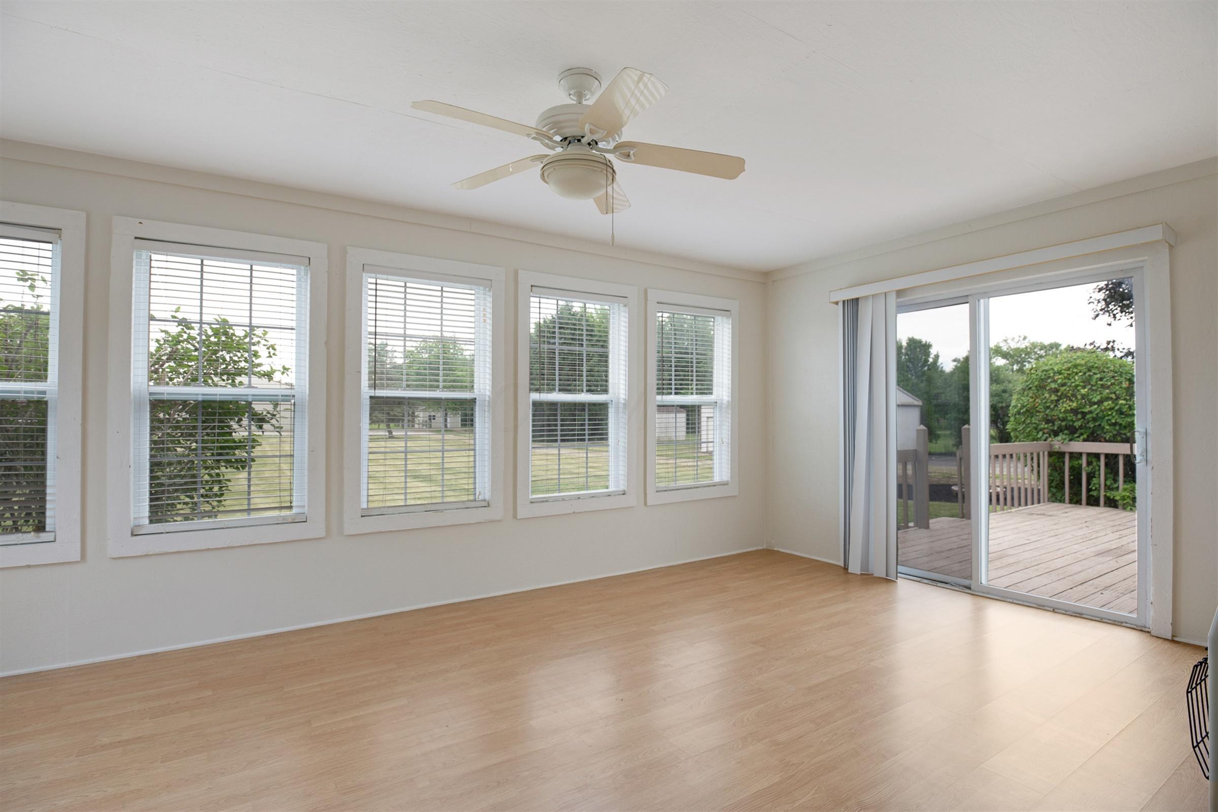 8027 Roberts Road Hilliard, OH 43026 - Photo 24 of 60