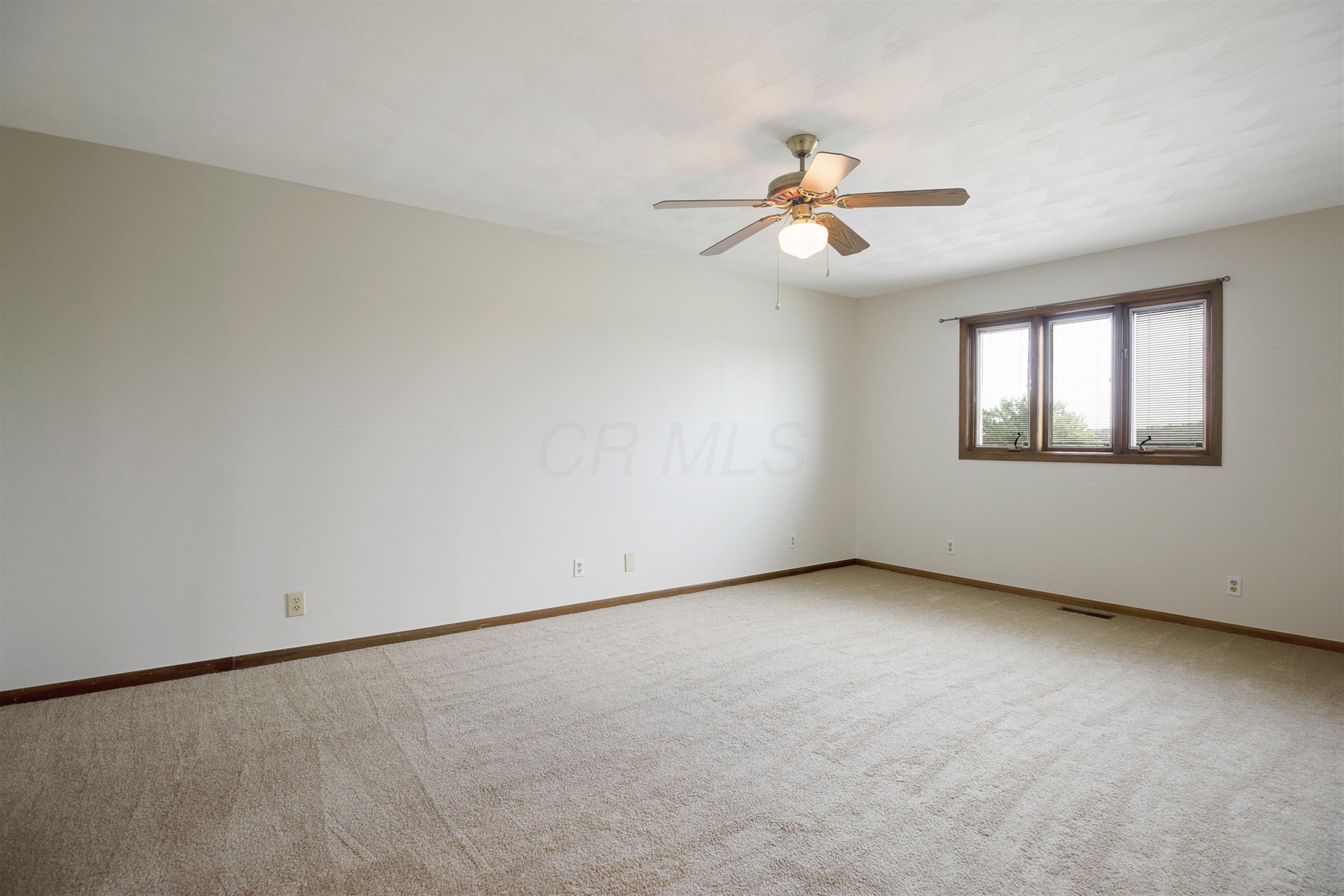 8027 Roberts Road Hilliard, OH 43026 - Photo 26 of 60