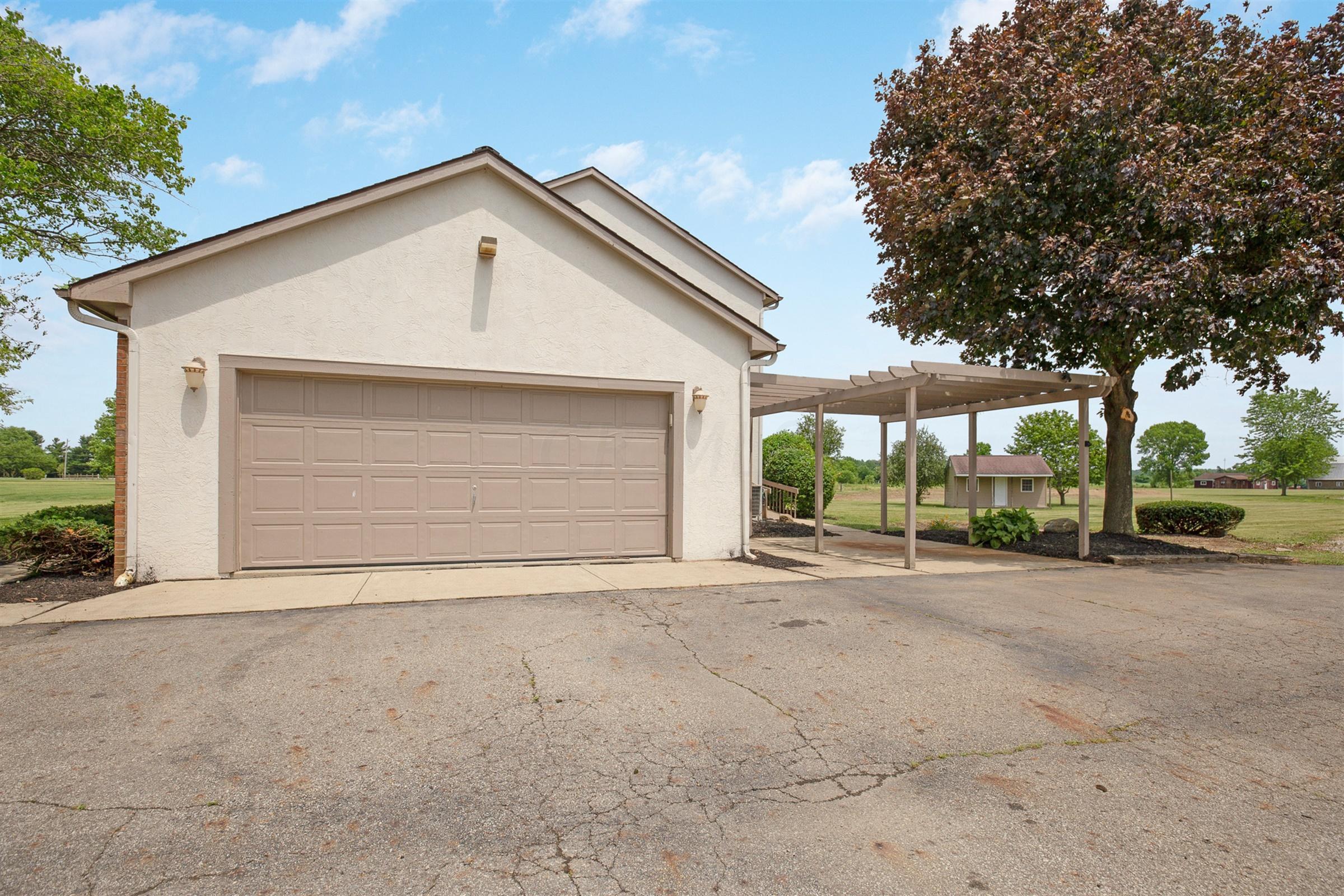 8027 Roberts Road Hilliard, OH 43026 - Photo 46 of 60