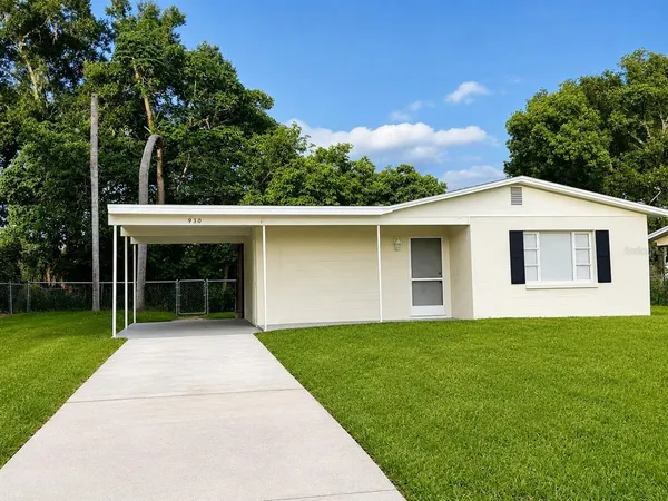 $1,725 | 930 Emerald Drive, Mount Dora, FL 32757