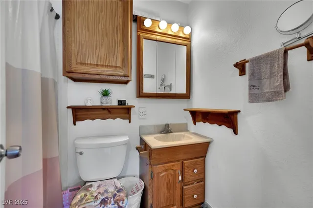 $424,999 | 730 North Christy Lane, Las Vegas, NV 89110