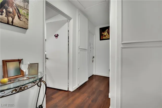 $424,999 | 730 North Christy Lane, Las Vegas, NV 89110