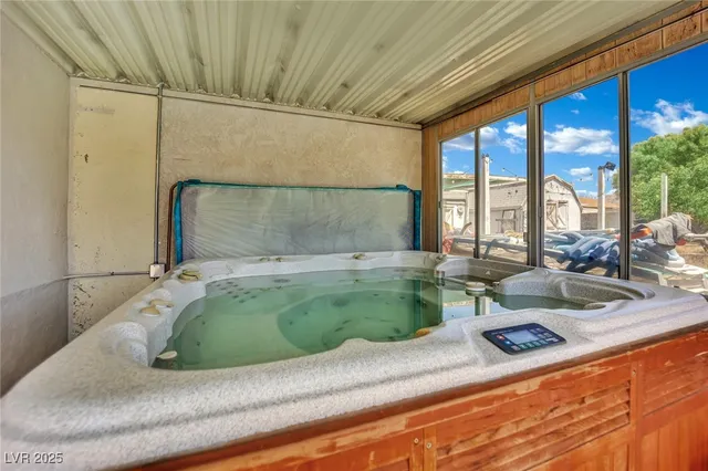 $424,999 | 730 North Christy Lane, Las Vegas, NV 89110