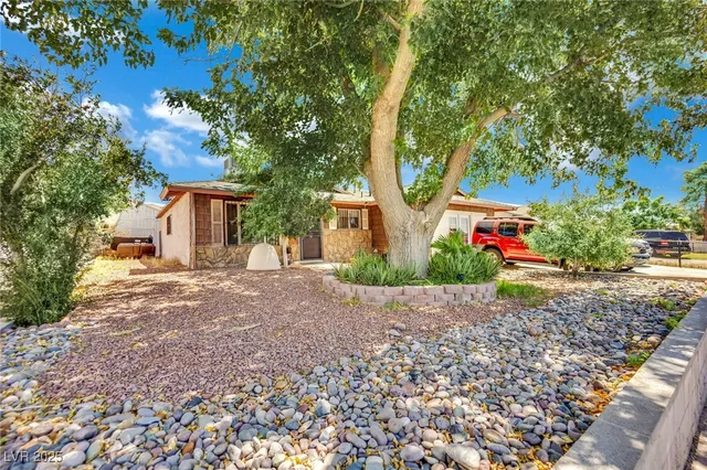 $424,999 | 730 North Christy Lane, Las Vegas, NV 89110