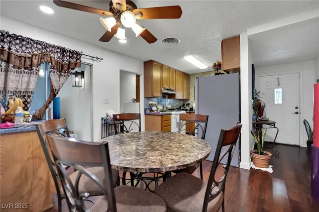 $424,999 | 730 North Christy Lane, Las Vegas, NV 89110