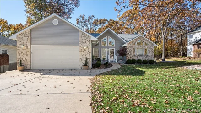 $617,500 | 1243 Cayman Drive, Osage Beach, MO 65065