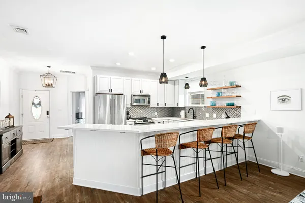 $8,500 | 536 West Montgomery Avenue, Wildwood, NJ 08260