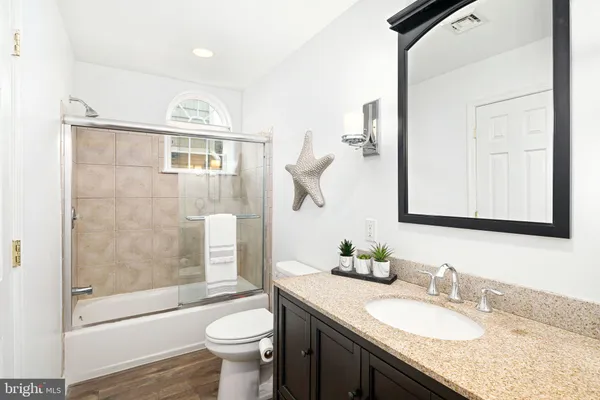 $8,500 | 536 West Montgomery Avenue, Wildwood, NJ 08260