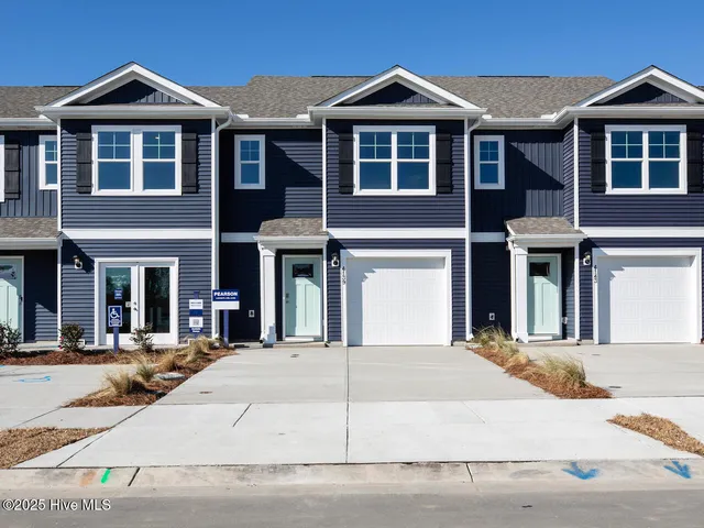 $330,140 | 74 Cashmere Court, Unit LOT 13, Wilmington, NC 28411