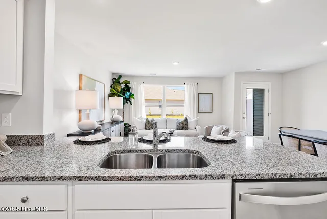 $330,140 | 74 Cashmere Court, Unit LOT 13, Wilmington, NC 28411