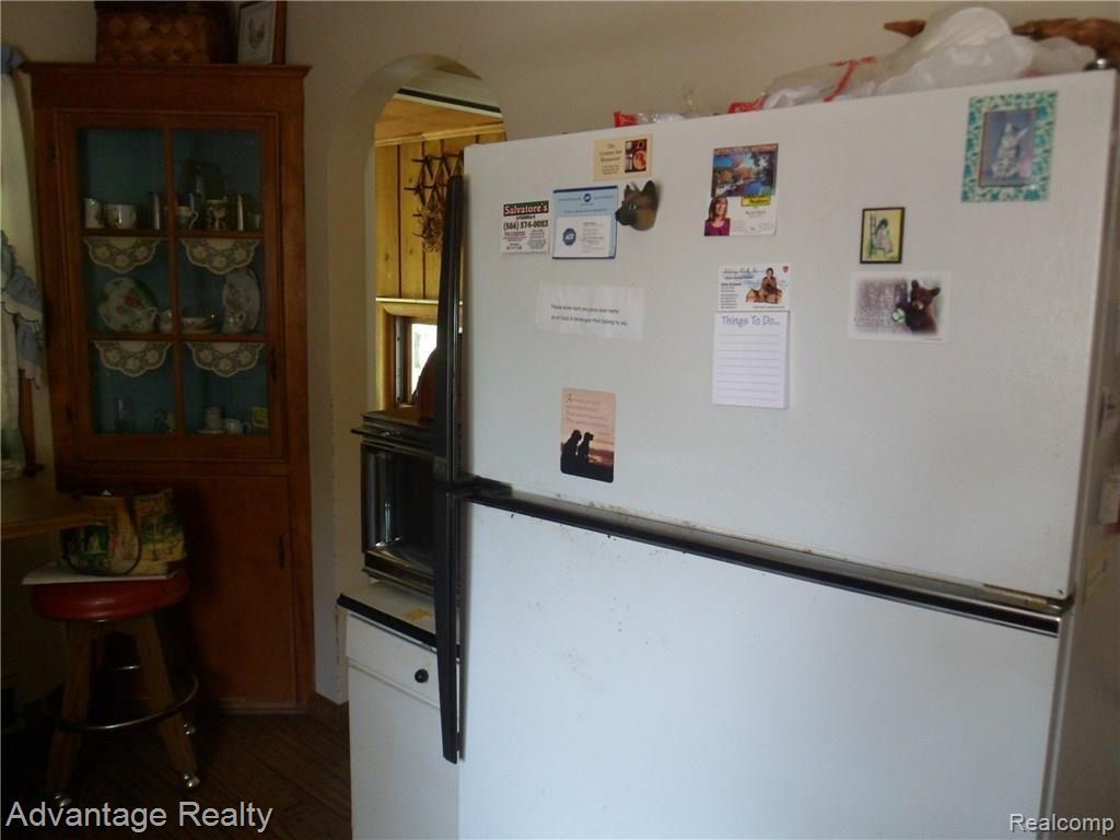 4824 Chicago Road Warren, MI 48092 - Photo 9 of 21 SAM_2439.JPG