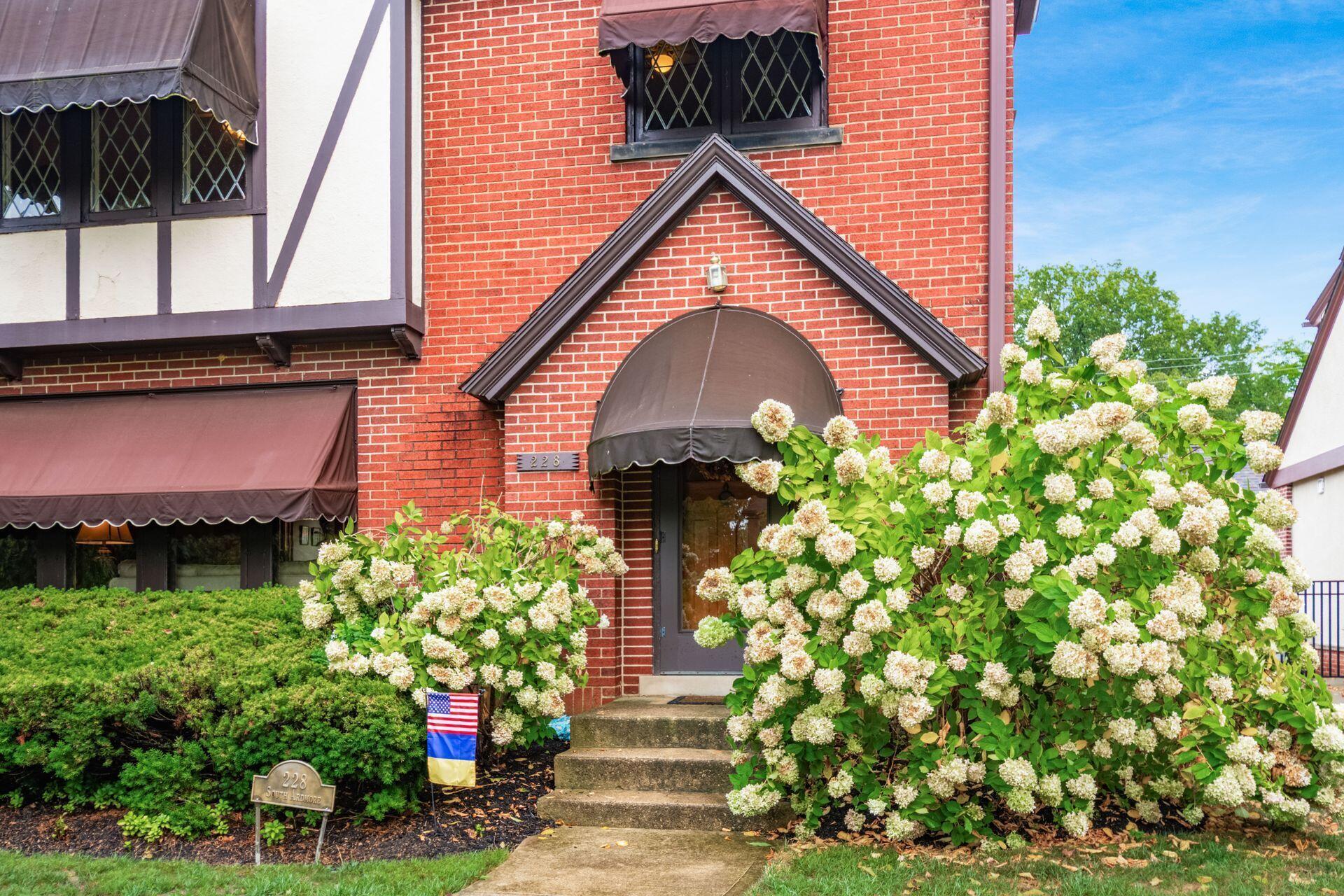 228 South Ardmore Road Columbus, OH 43209 - Photo 4 of 61 Front Entry