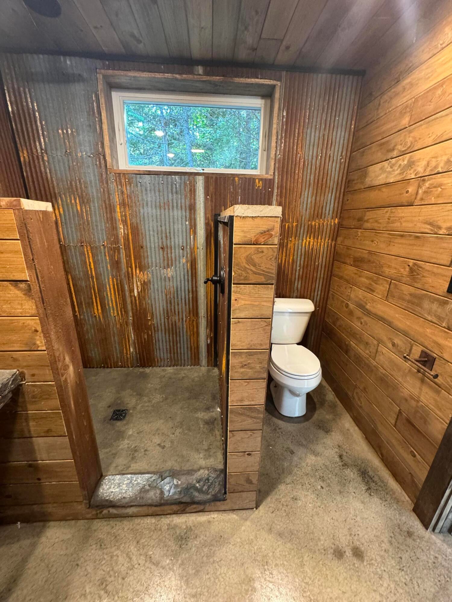 9854 North Whitefish Point Road Paradise, MI 49768 - Photo 19 of 34 Gallery Image 19