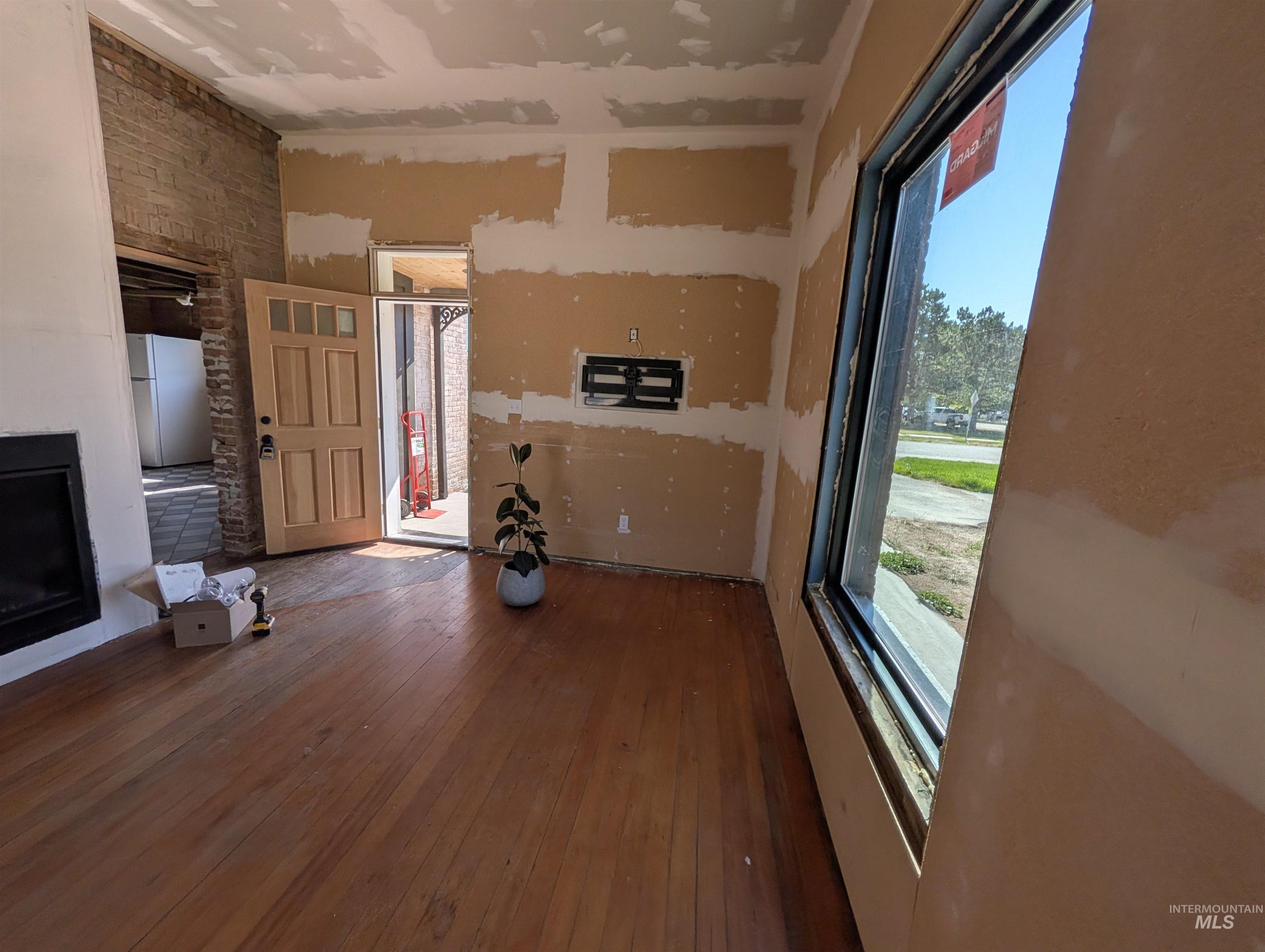 4949 Rushton Road Iona, ID 83427 - Photo 5 of 15 Gallery Image 5
