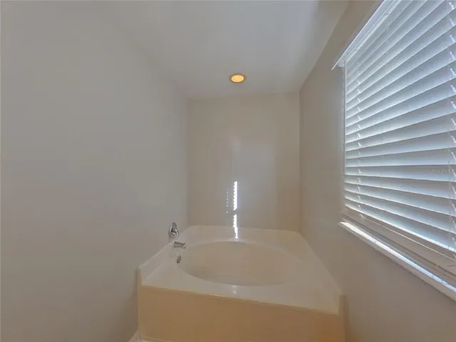 $2,249 | Undisclosed Address, Davenport, FL 33897