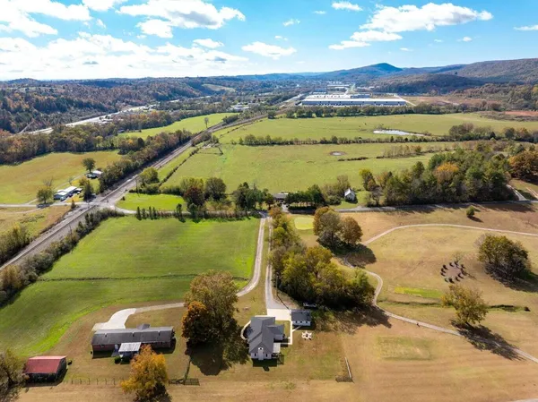 $426,600 | 338 Highwater Road, Unit 1, Dayton, TN 37321