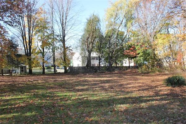 63-65 Waverly Road North Andover, MA 01845 - Photo 5 of 6 Gallery Image 5