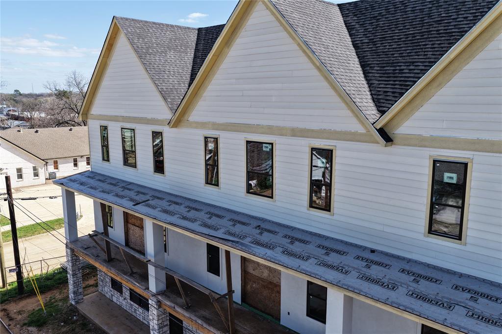 303 West Oak Street Mansfield, TX 76063 - Photo 14 of 37