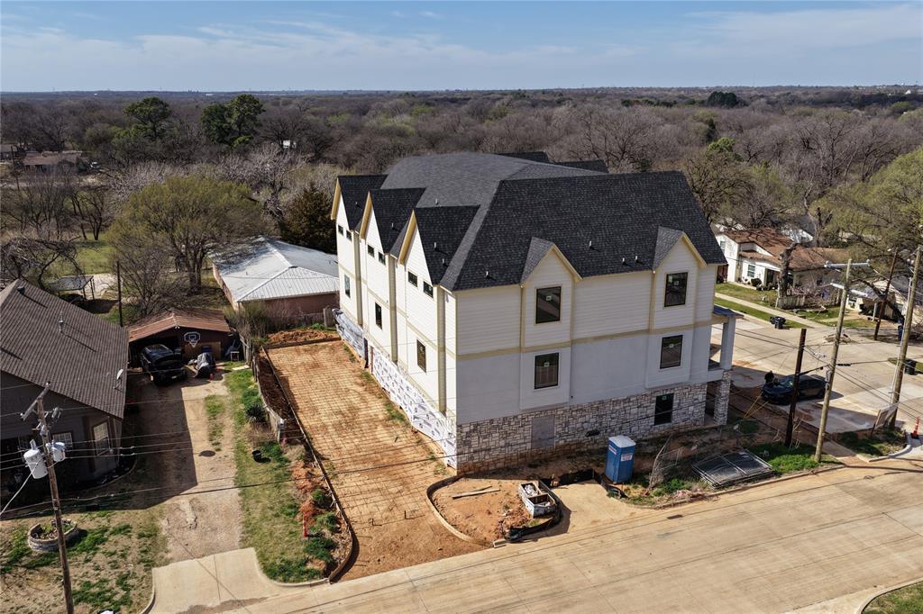 303 West Oak Street Mansfield, TX 76063 - Photo 4 of 37