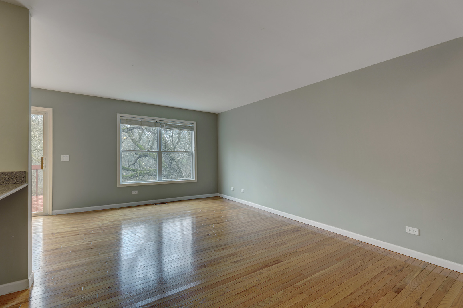 1405 Rhett Place, Unit 1405 Woodstock, IL 60098 - Photo 5 of 26 Gallery Image 5